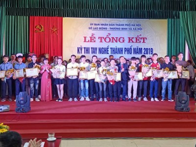 296 thí sinh xuất sắc được trao giải thưởng tại Kỳ thi tay nghề TP Hà Nội năm 2019